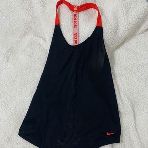 Women’s workout shirt